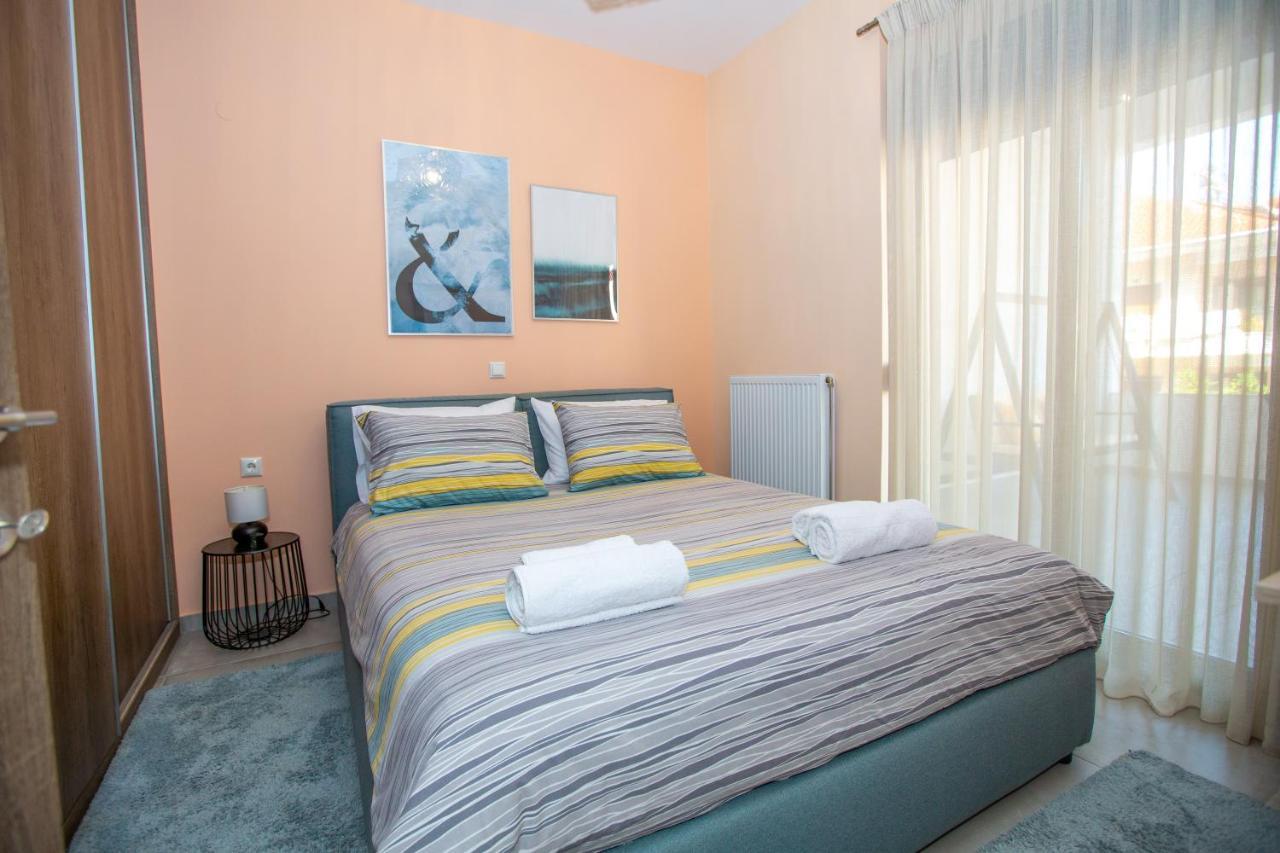 Modern Lake View Apartment Ioannina Eksteriør billede